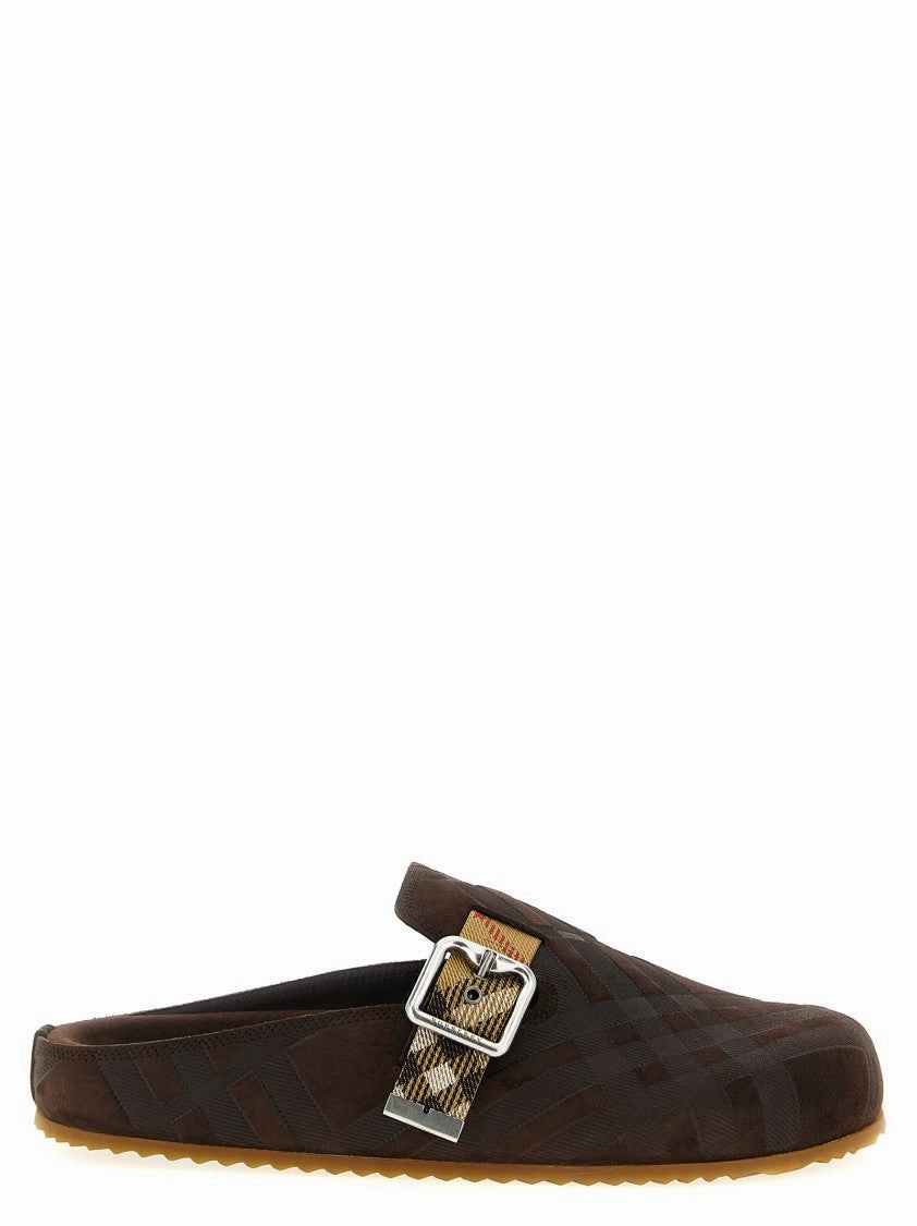 Urchin' Sabots Comfortable Office Slip-ons Simple Comfort