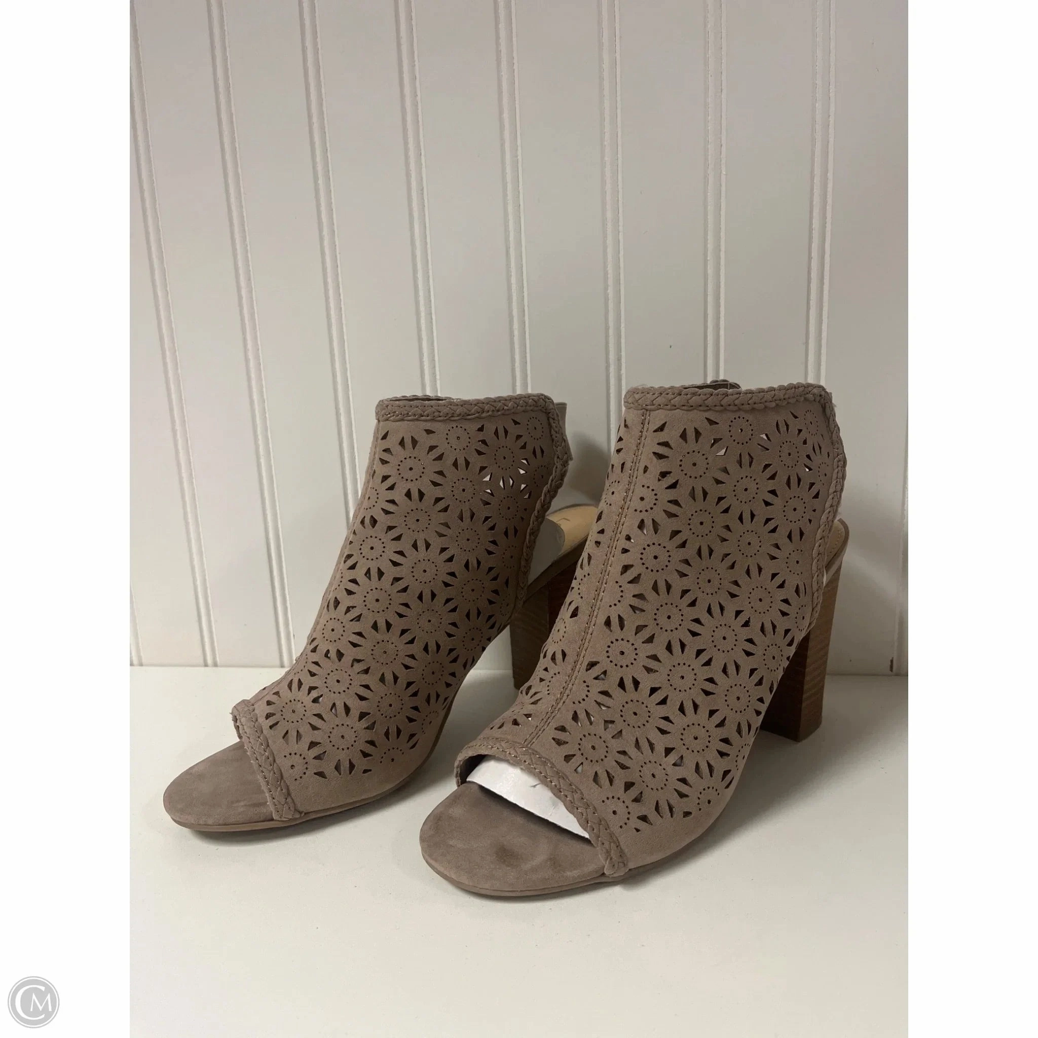 Low Top Style Trendy Sandals Shoes Heels Block By Lc Lauren Conrad In Taupe, Size: 8.5